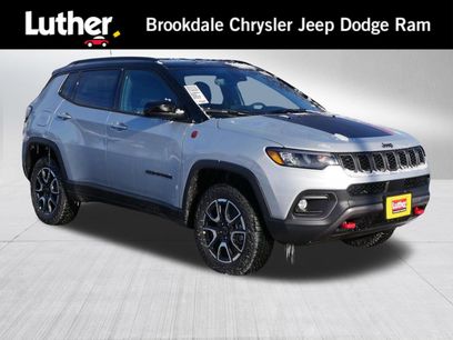 New 2026 Jeep Compass Trailhawk w/ Trailer Tow Group
