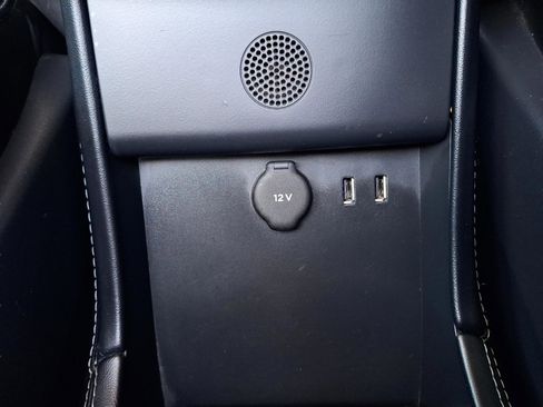 Used 2016 Tesla Model S 85D image 22