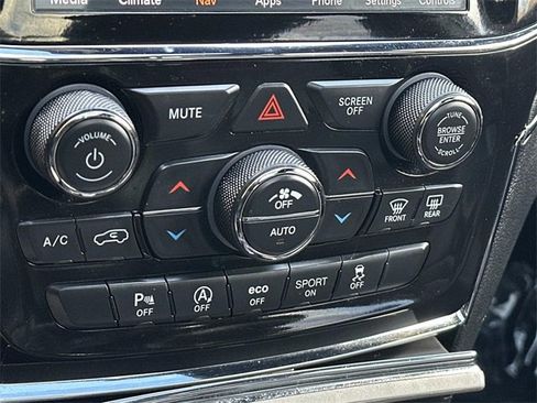 Used 2021 Jeep Grand Cherokee Trailhawk w/ Trailhawk Luxury Group image 14