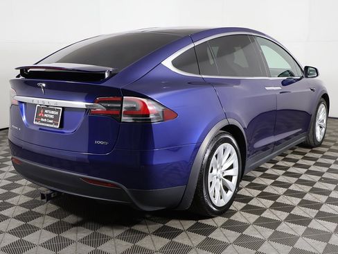 Used 2017 Tesla Model X 100D image 10