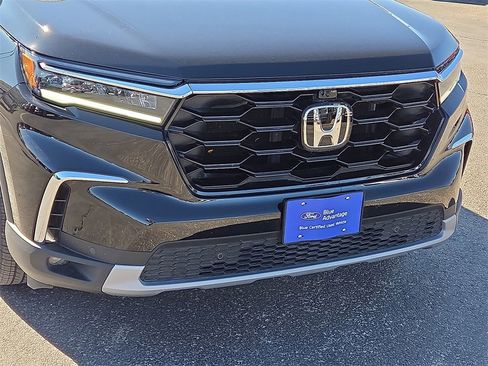 Used 2025 Honda Pilot Elite image 10