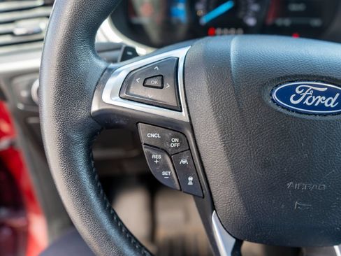 Used 2019 Ford Edge SEL w/ Equipment Group 201A AWD/4WD image 17