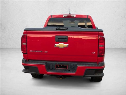 Used 2019 Chevrolet Colorado LT AWD/4WD image 6