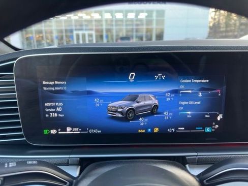 Used 2025 Mercedes-Benz GLE 350 4MATIC image 15