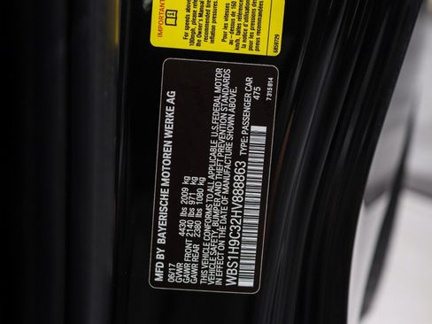 Used 2017 BMW M2 RWD image 38