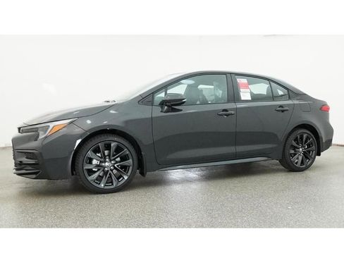 Used 2026 Toyota Corolla SE FWD image 21