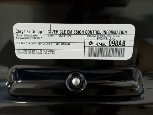 Used 2018 Jeep Cherokee Latitude w/ Altitude Package FWD image 21