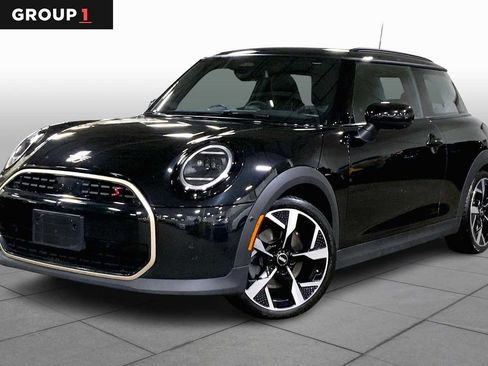 Used 2025 MINI Cooper S image 1