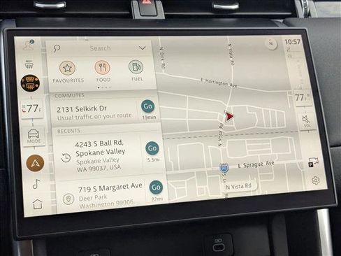 Used 2025 Land Rover Discovery Sport S image 15