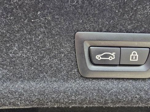 Used 2020 BMW M340i w/ Executive Package image 28