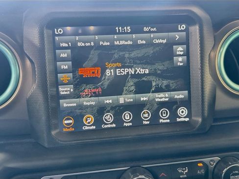 Certified 2023 Jeep Wrangler Unlimited w/ Sun & Screen Package AWD/4WD image 16