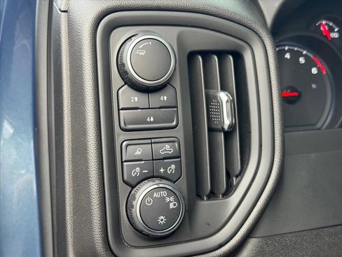 Used 2025 Chevrolet Silverado 2500 Custom w/ Custom Value Package AWD/4WD image 16
