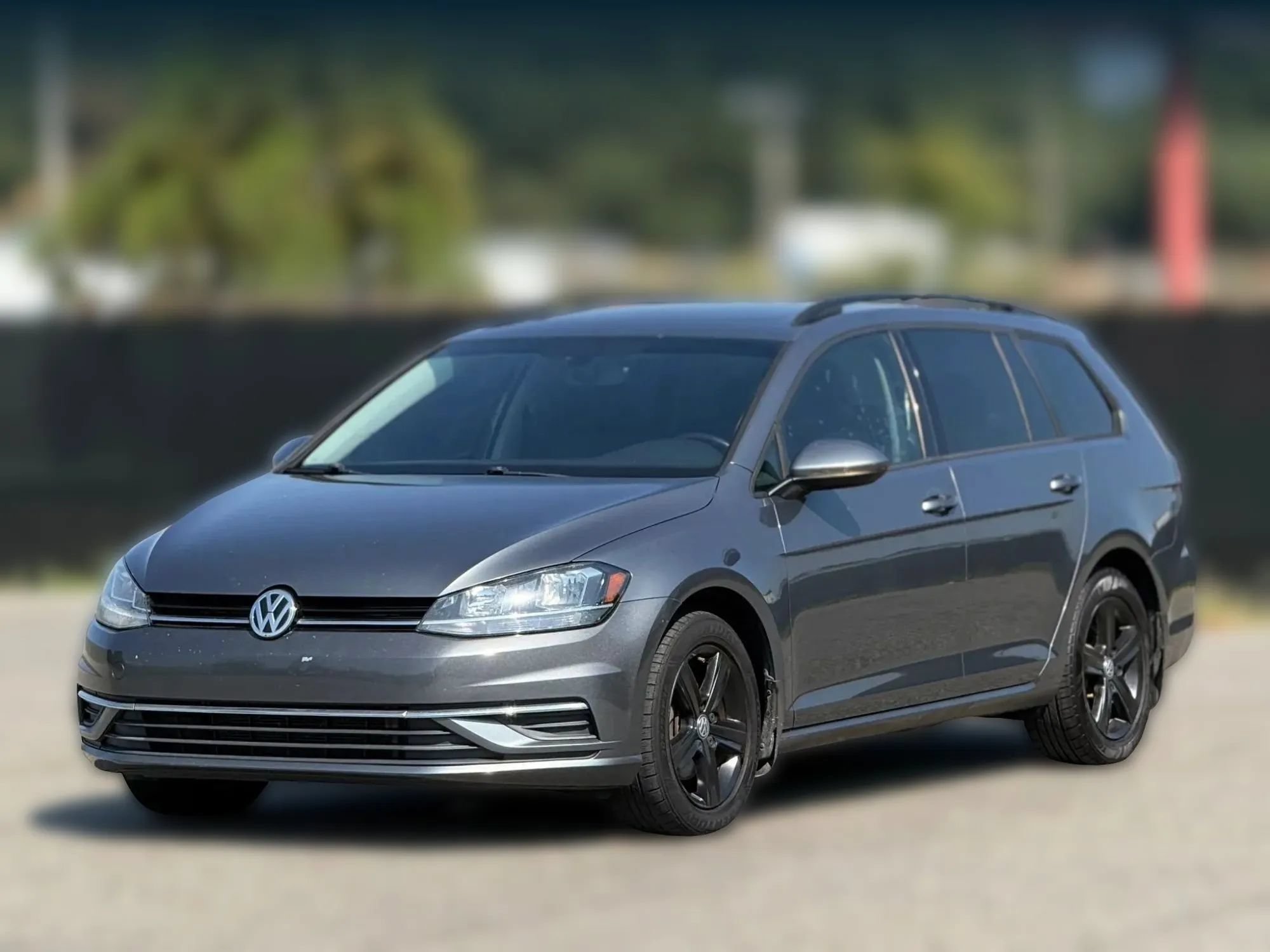 Used 2018 Volkswagen Golf SE FWD image 6