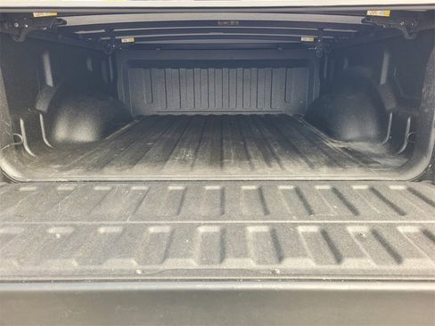 Used 2024 RAM 1500 Limited image 10