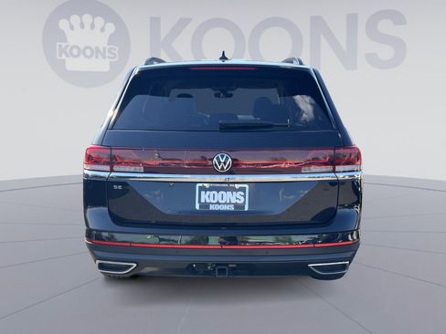 Used 2025 Volkswagen Atlas SE FWD image 15
