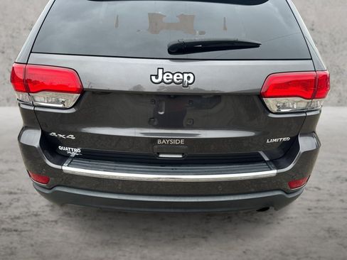 Used 2019 Jeep Grand Cherokee Limited w/ Luxury Group II AWD/4WD image 14
