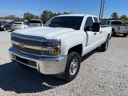 Used 2019 Chevrolet Silverado 2500 W/T w/ WT Convenience Package AWD/4WD image 1