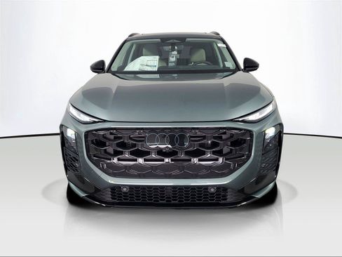 New 2026 Audi Q3 quattro 2.0T AWD/4WD image 2