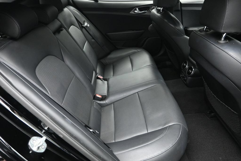 Used 2019 Kia Stinger GT1 AWD/4WD image 36