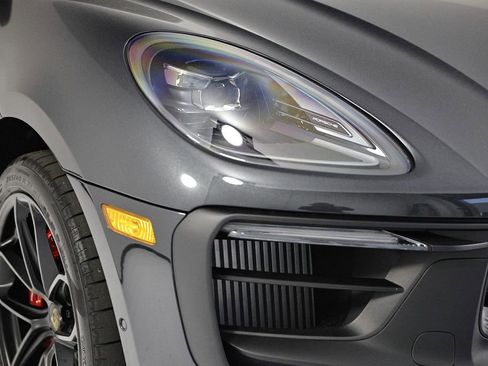 New 2026 Porsche Macan GTS image 17