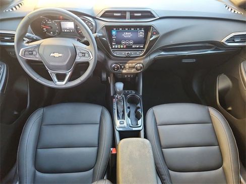 Used 2023 Chevrolet TrailBlazer ACTIV w/ Convenience Package image 19