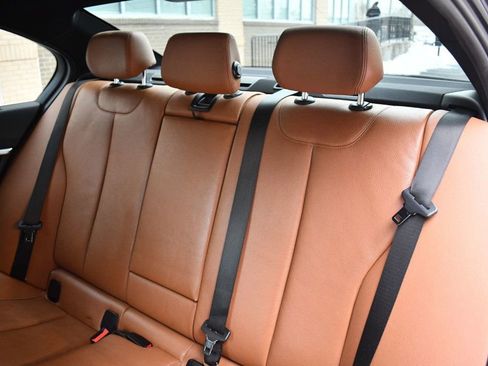 Used 2017 BMW 330i xDrive 330i xDrive image 31