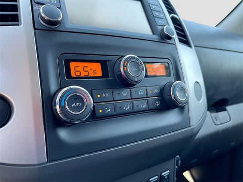 Used 2021 Nissan Frontier PRO-4X w/ Pro-4x Utility Package image 16