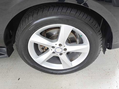Used 2017 Mercedes-Benz GLE 350 4MATIC image 9