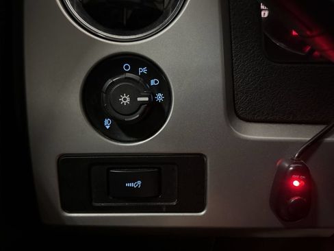 Used 2013 Ford F150 FX4 w/ Luxury Equipment Group AWD/4WD image 19