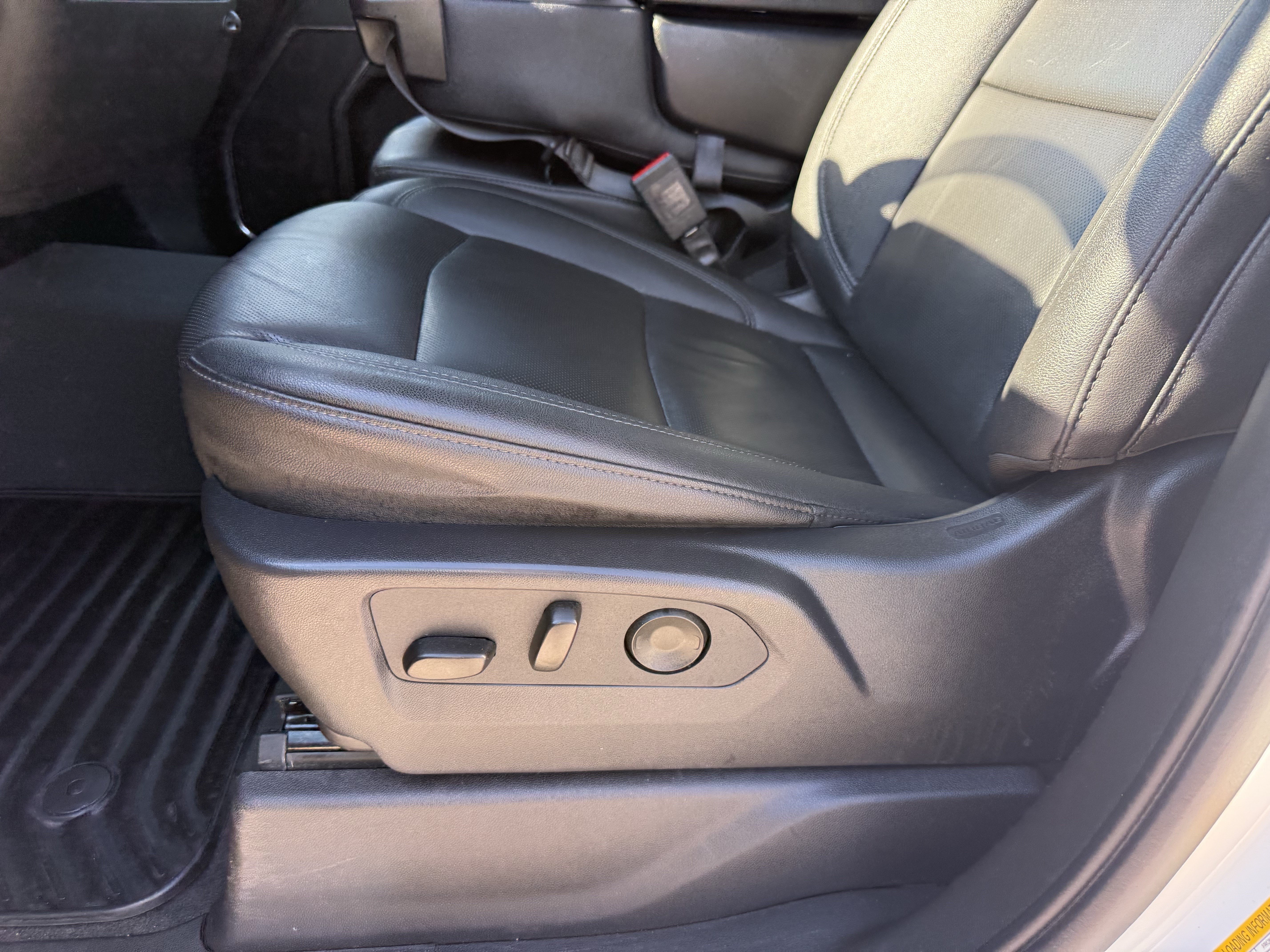 Used 2026 Chevrolet Silverado 2500 LTZ AWD/4WD image 27