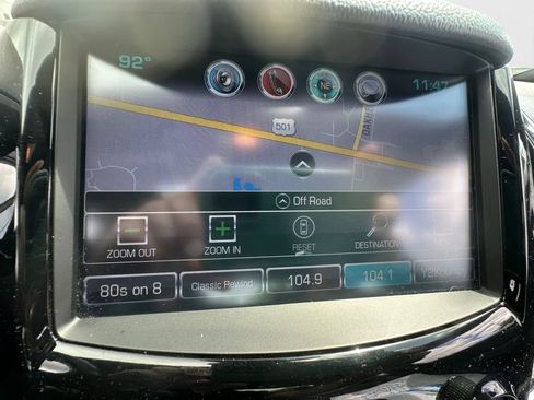 Used 2017 Chevrolet Cruze Premier FWD image 11