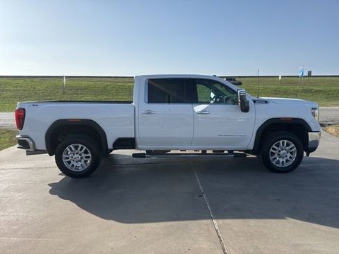Used 2022 GMC Sierra 2500 SLT w/ Texas SLT Premium Package AWD/4WD image 3
