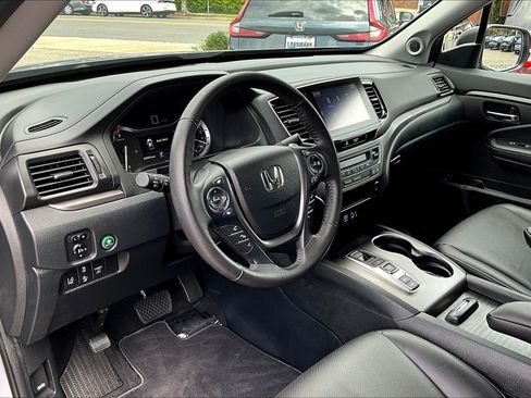 Used 2023 Honda Ridgeline RTL image 13