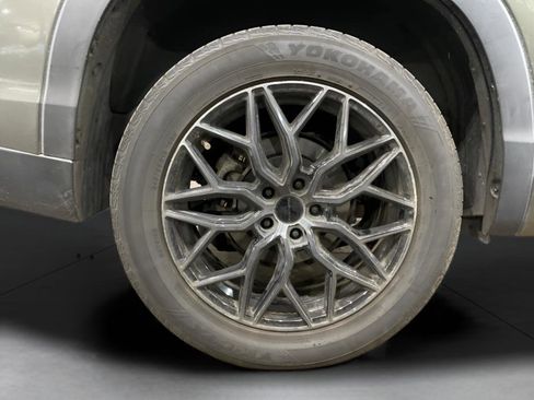 Used 2015 Toyota Highlander Limited Platinum image 17