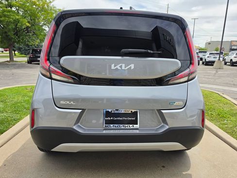 Used 2023 Kia Soul EX FWD image 6