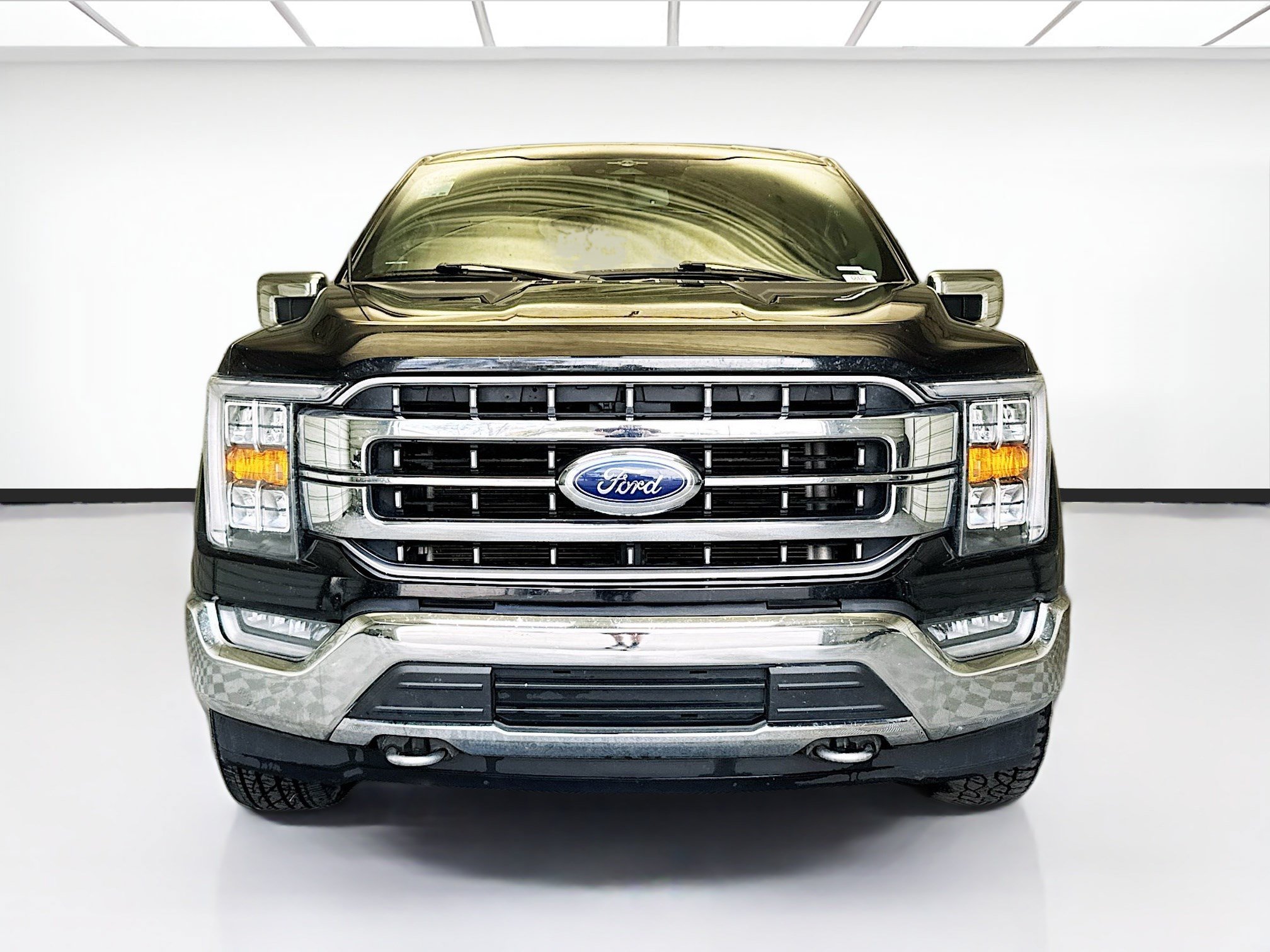 Used 2023 Ford F150 Lariat AWD/4WD image 2
