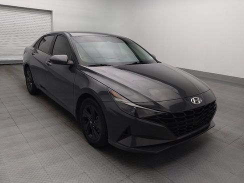 Used 2023 Hyundai Elantra SEL w/ Cargo Package FWD image 13