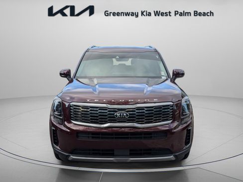 Used 2020 Kia Telluride S w/ S 8 Passenger Seating Package image 3