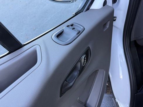 New 2024 Ford E-Transit Low Roof image 14