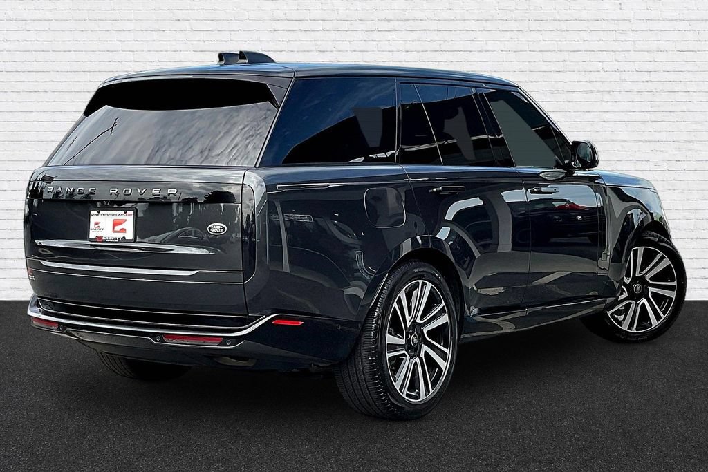 Used 2023 Land Rover Range Rover SE AWD/4WD image 6