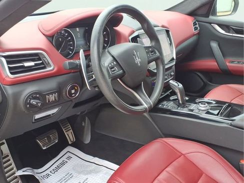 Used 2022 Maserati Ghibli Modena Q4 image 8