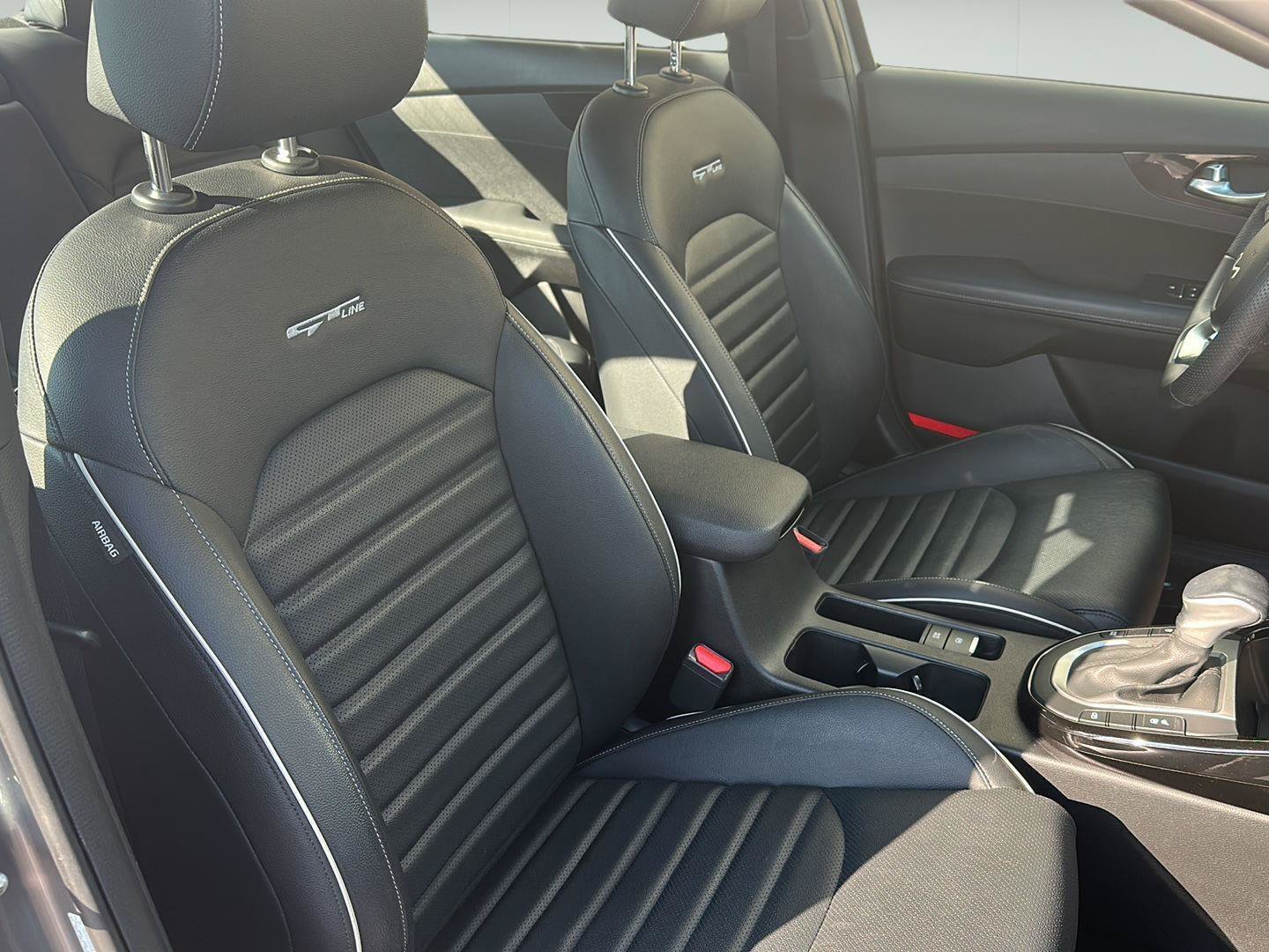 Used 2022 Kia Forte GT-Line w/ GT-Line Premium Package FWD image 22
