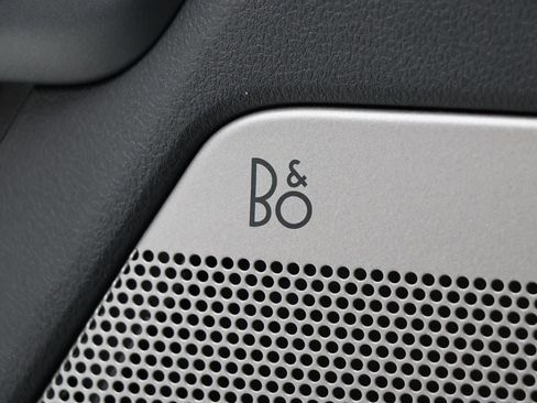 Used 2023 Ford F150 Lariat w/ Equipment Group 502A High image 36