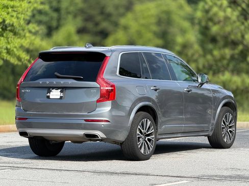 Used 2020 Volvo XC90 T5 Momentum w/ Protection Package FWD image 11