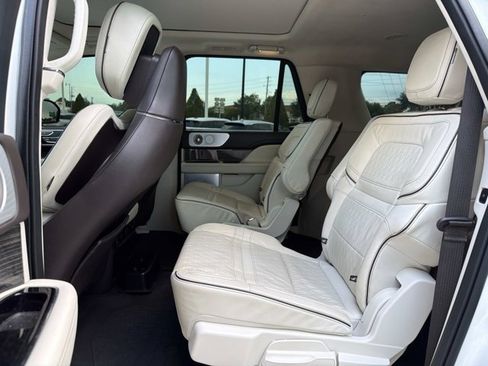 Certified 2023 Lincoln Navigator L Black Label AWD/4WD image 15