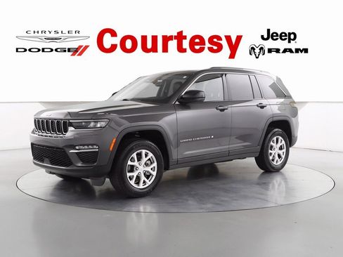 Certified 2022 Jeep Grand Cherokee Limited image 9