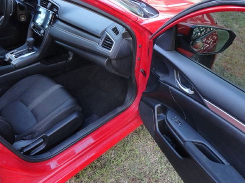 Used 2020 Honda Civic LX image 17