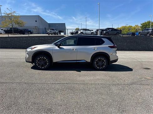New 2026 Nissan Rogue Platinum w/ Platinum Premium Package image 7