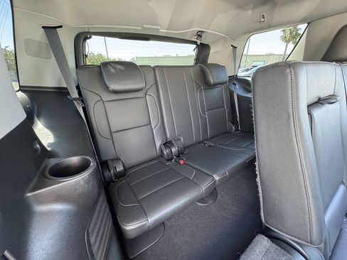 Used 2019 Chevrolet Tahoe LT AWD/4WD image 17