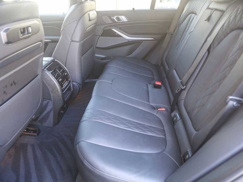 Certified 2025 BMW X5 M60i w/ Executive Package image 15